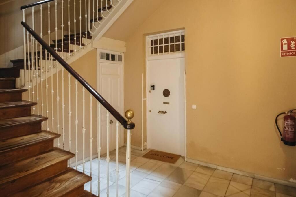 Apartamentos Plaza De Pedro Zerolo III マドリード エクステリア 写真